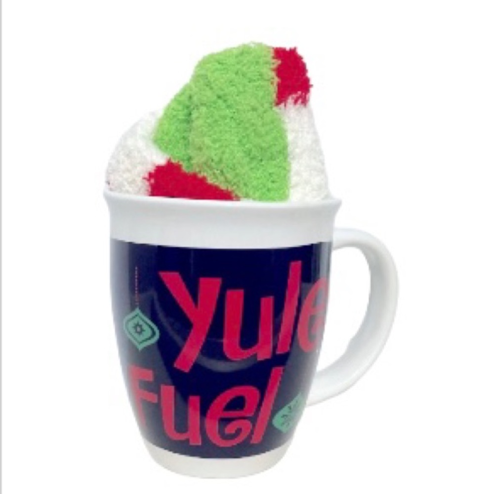Yule Fuel Mug Cup with Matching Socks Holiday Christmas Black Red Gift Set 14 oz